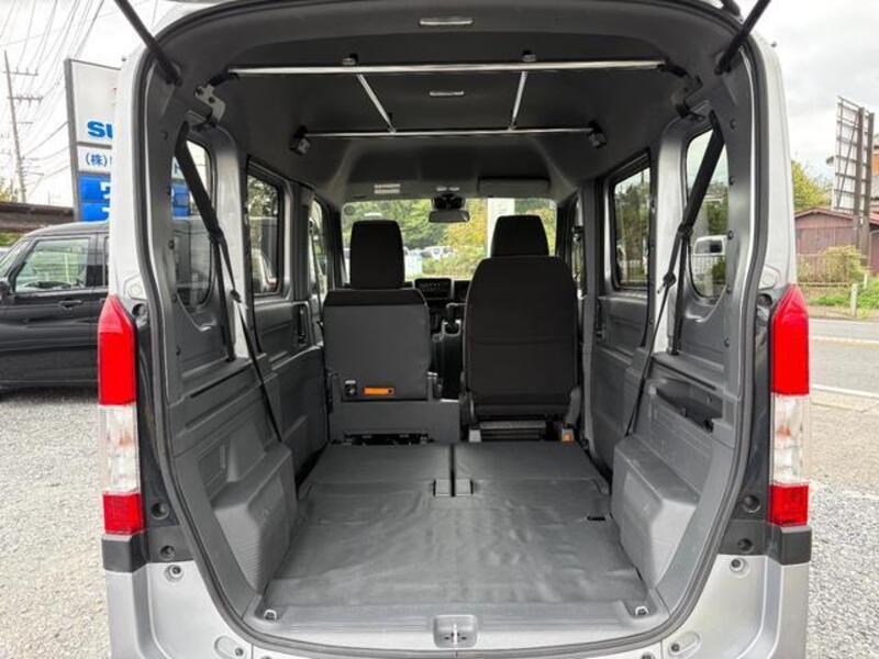 N-VAN
