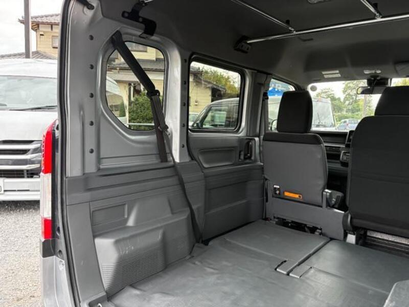 N-VAN
