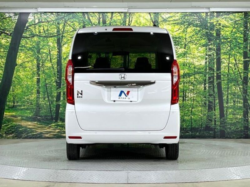 N BOX