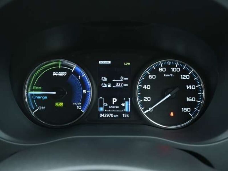 OUTLANDER PHEV