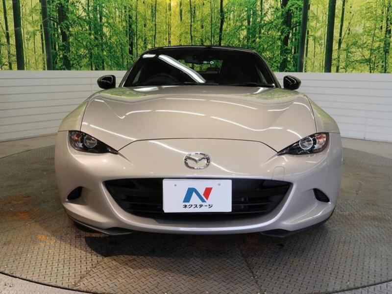 ROADSTER