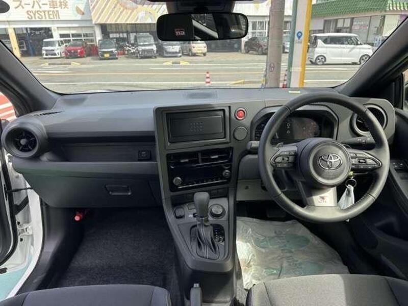 GR YARIS