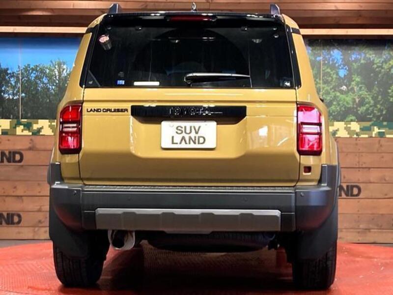 LAND CRUISER 250