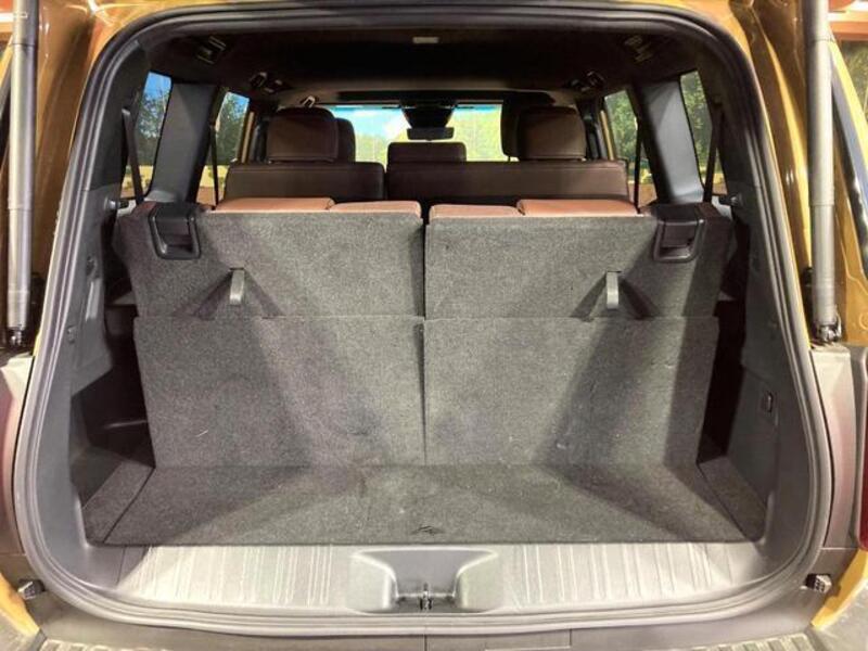 LAND CRUISER 250