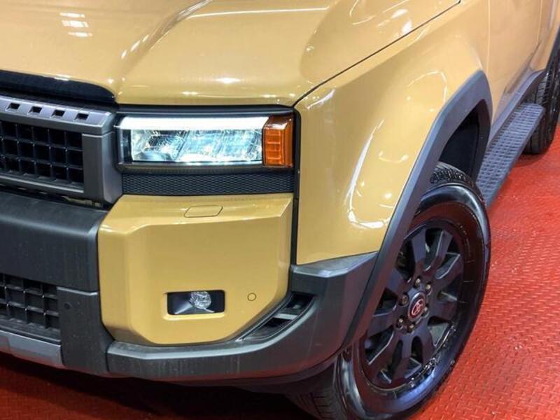LAND CRUISER 250