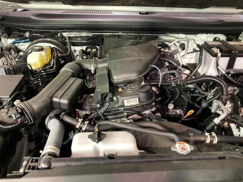 LAND CRUISER 250