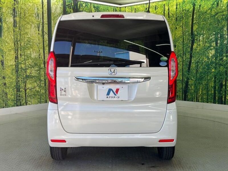 N BOX