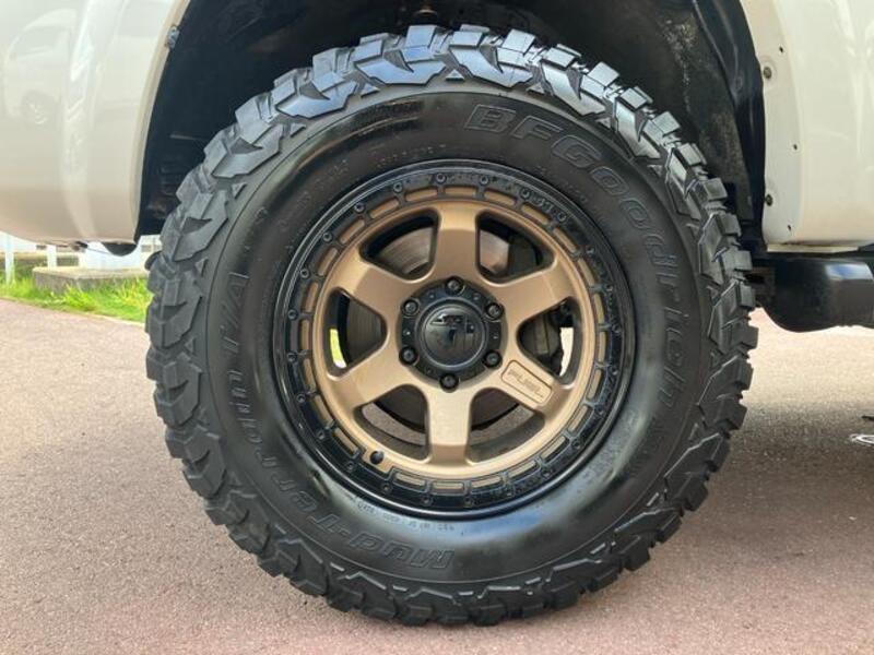 HILUX SURF