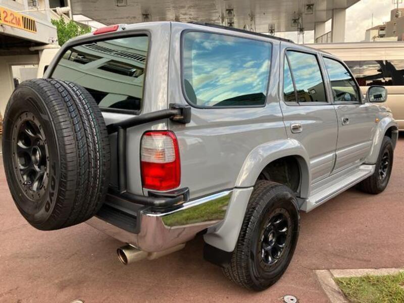 HILUX SURF