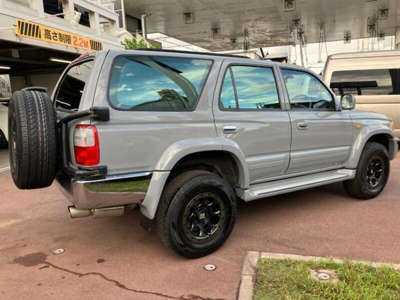 HILUX SURF