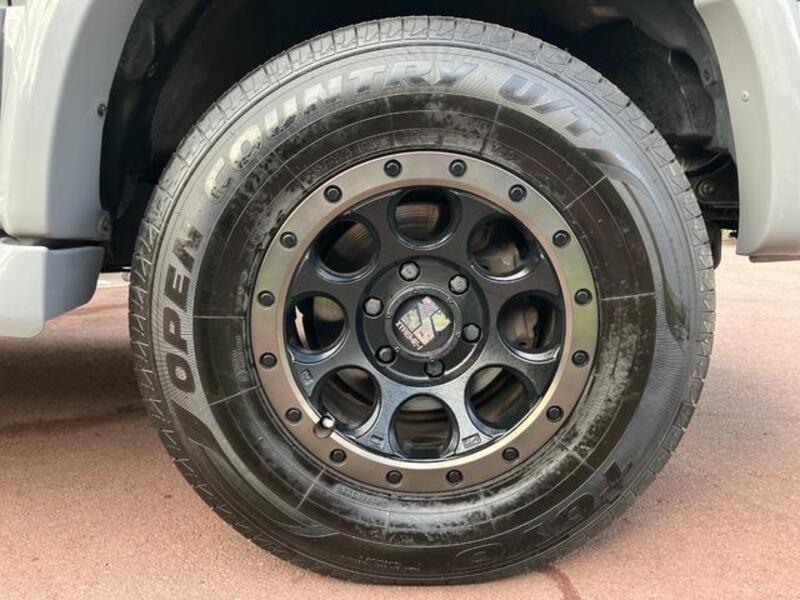 HILUX SURF