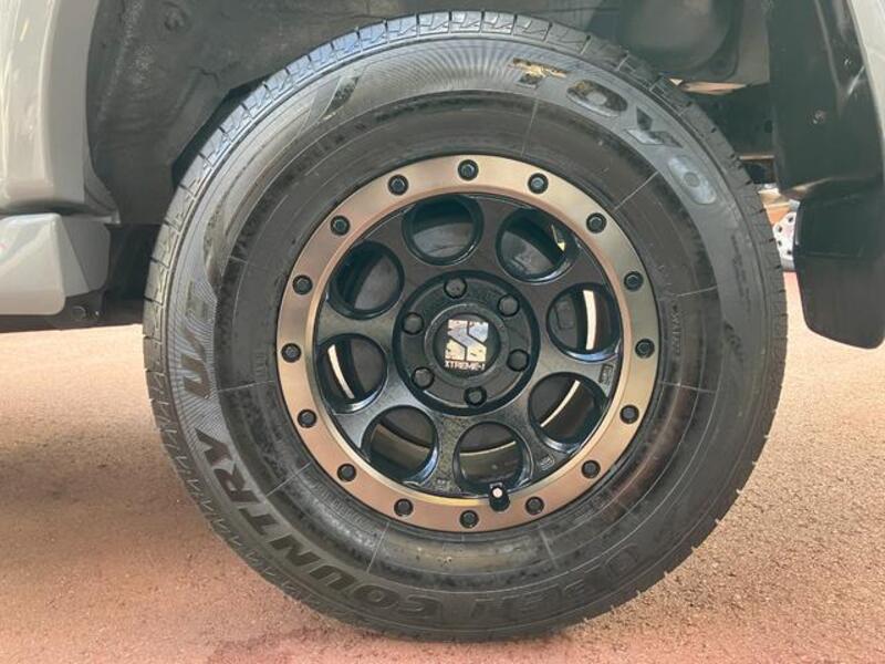 HILUX SURF