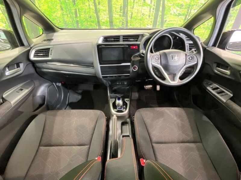 FIT HYBRID