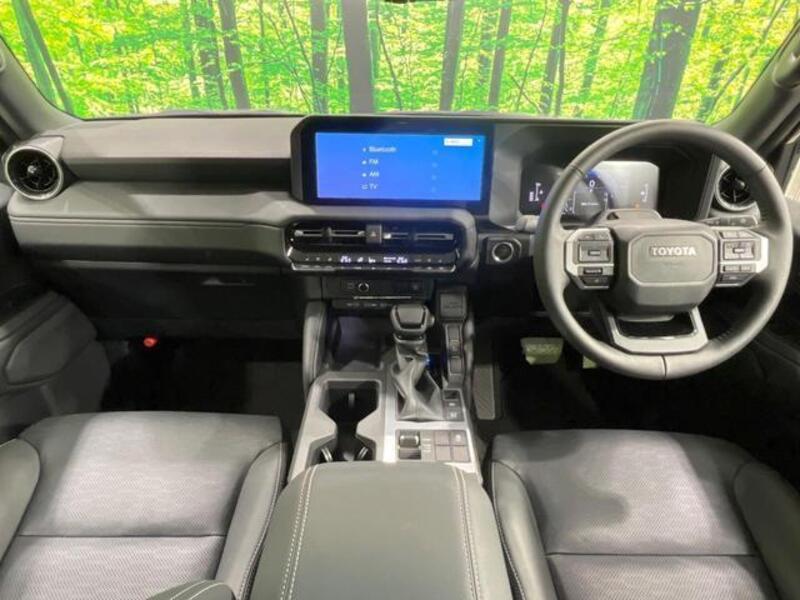 LAND CRUISER 250