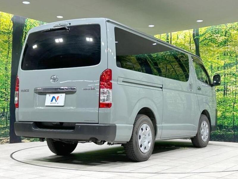 HIACE VAN