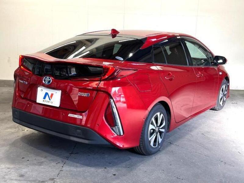 PRIUS PHV