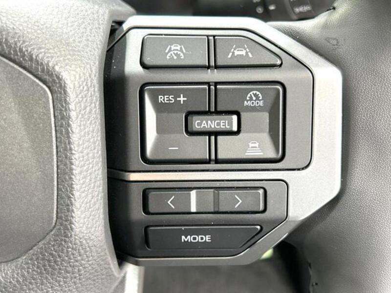 LAND CRUISER 250