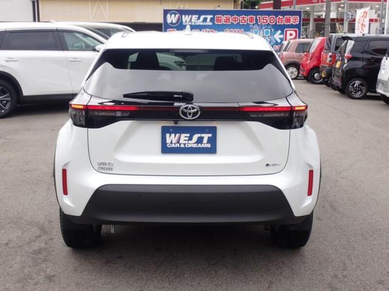 YARIS CROSS