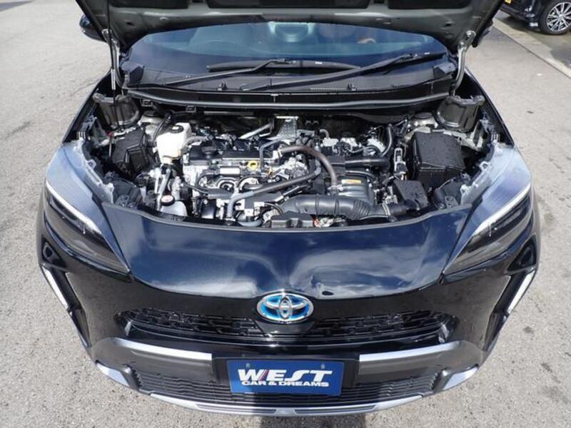 YARIS CROSS