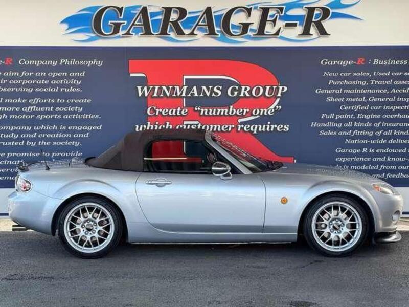 ROADSTER