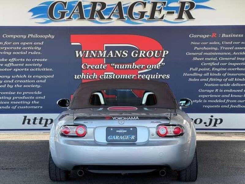 ROADSTER