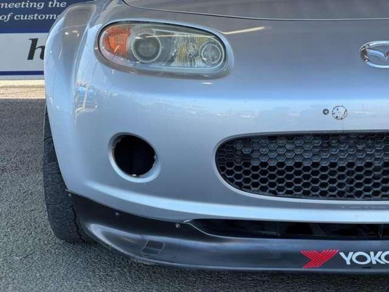 ROADSTER