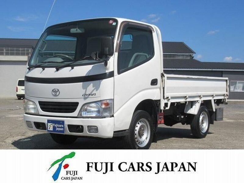 TOYOTA DYNA