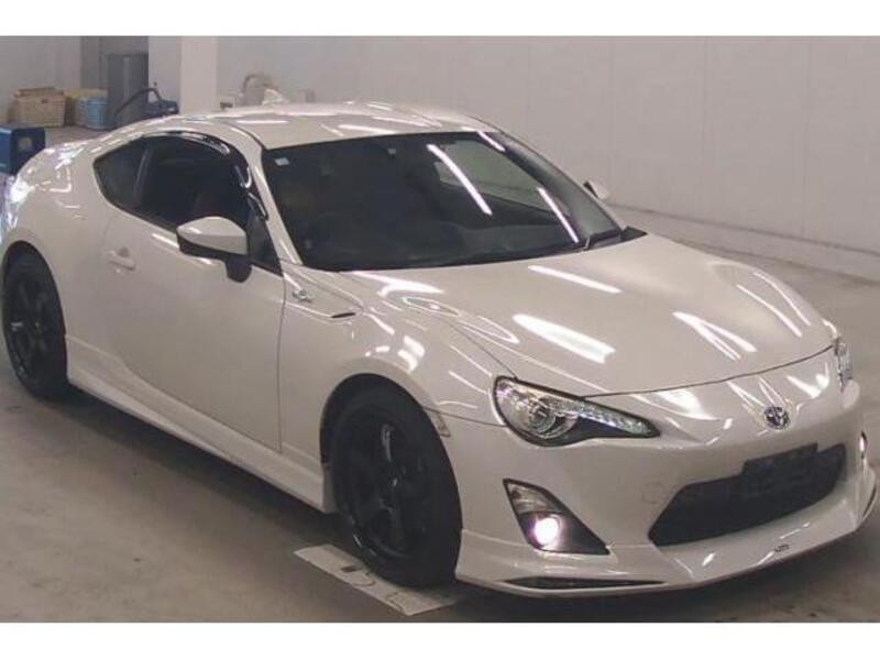 TOYOTA 86