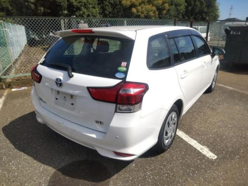 COROLLA FIELDER