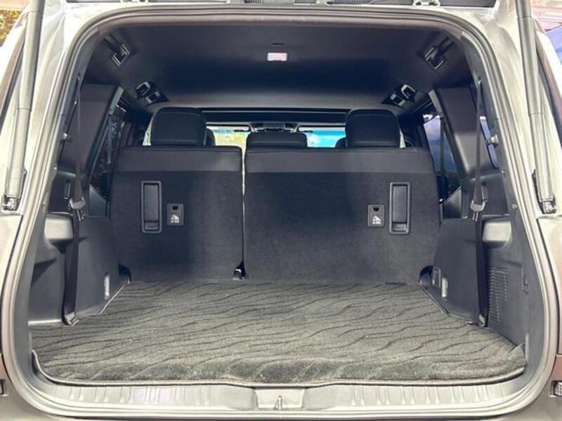LAND CRUISER 250