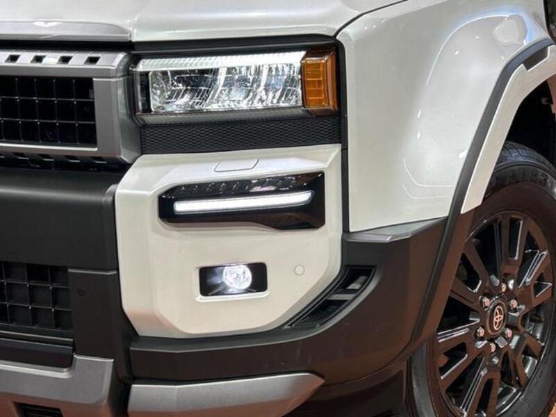 LAND CRUISER 250