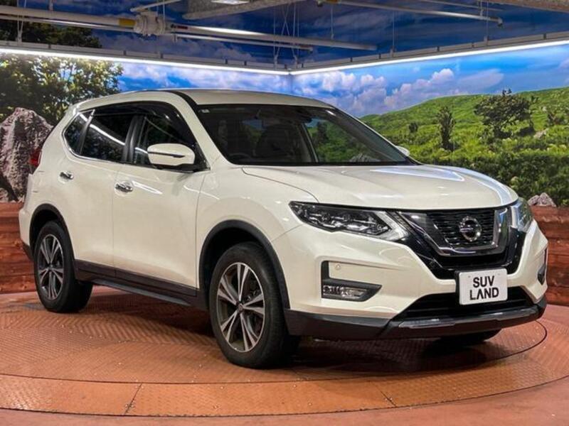 X-TRAIL