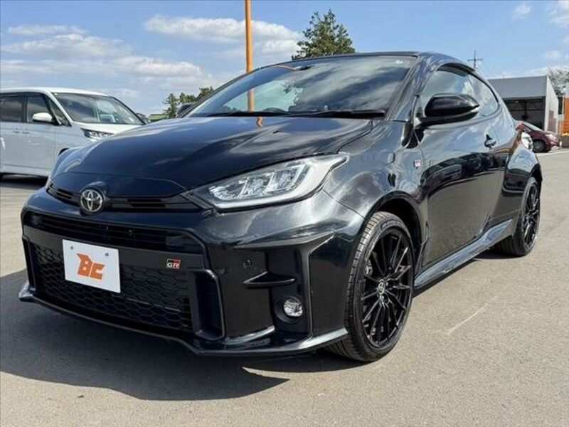 GR YARIS