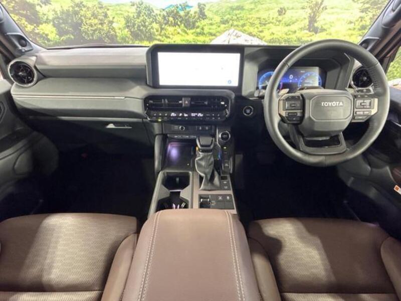 LAND CRUISER 250