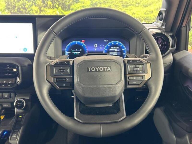 LAND CRUISER 250