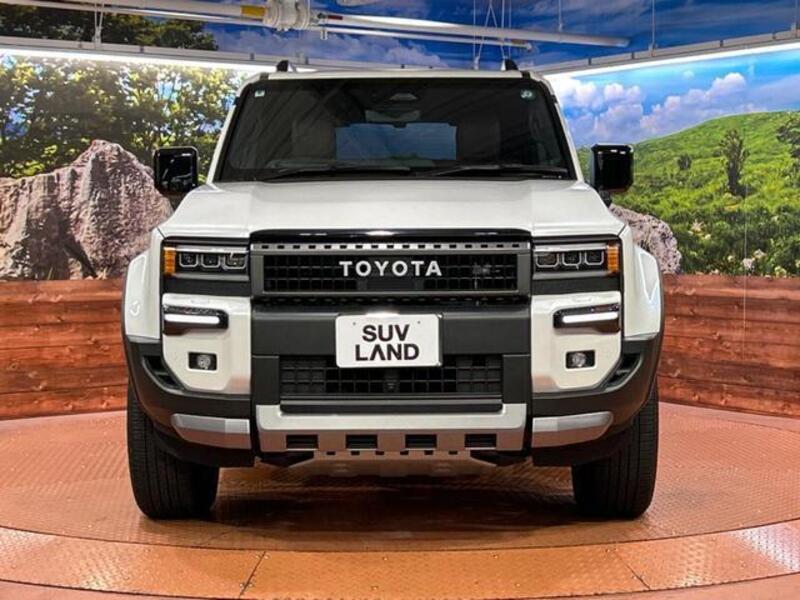 LAND CRUISER 250