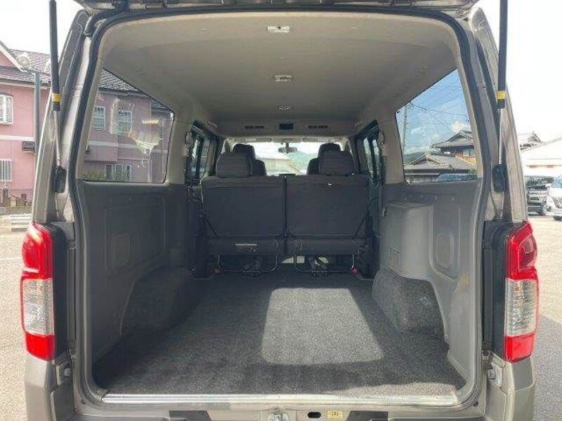 NV350 CARAVAN