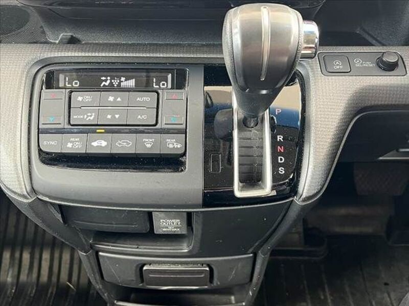 STEPWAGON SPADA