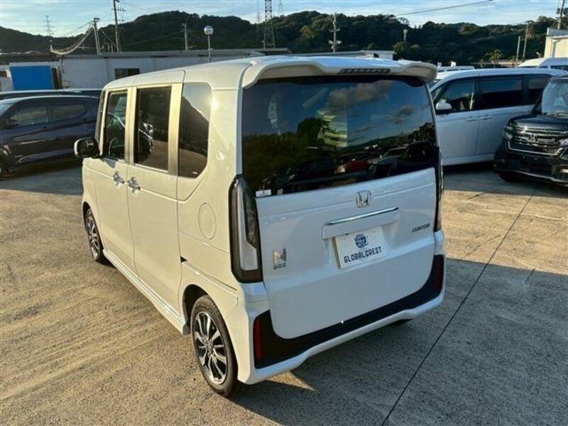 N BOX CUSTOM