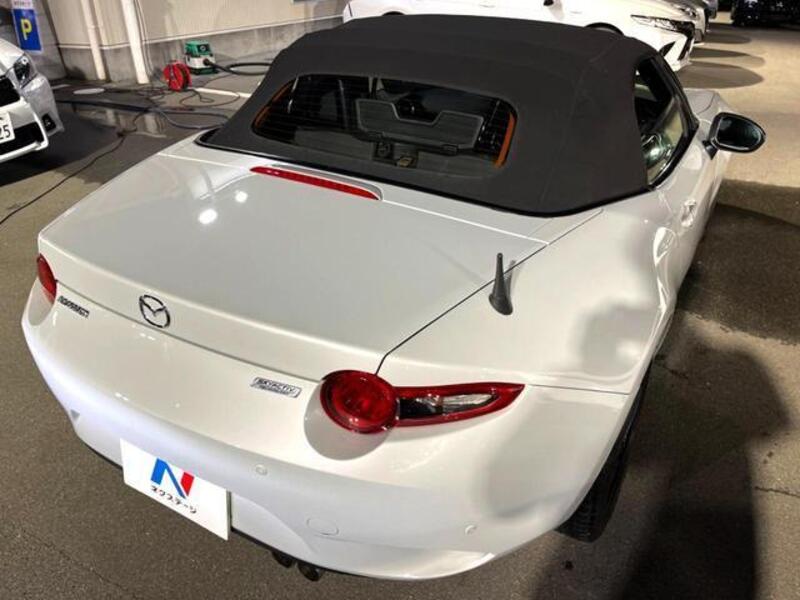 ROADSTER