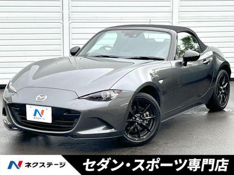 ROADSTER-0