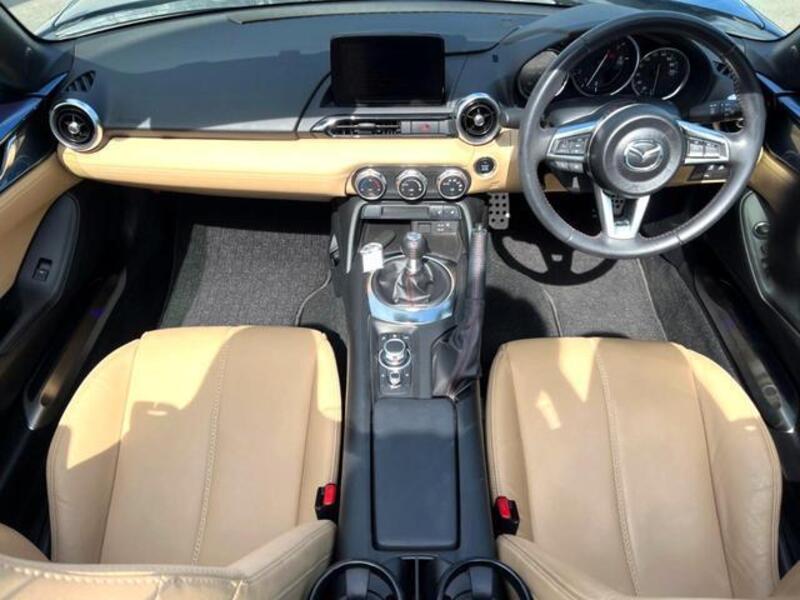 ROADSTER