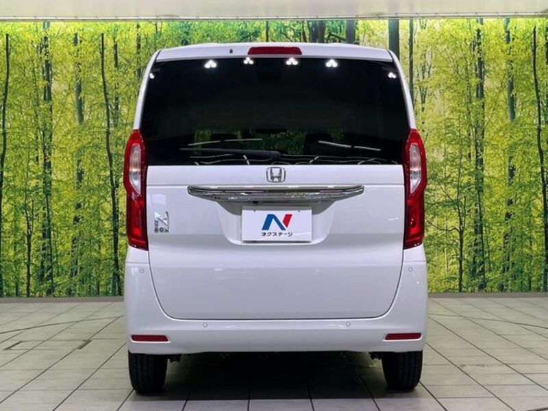 N BOX