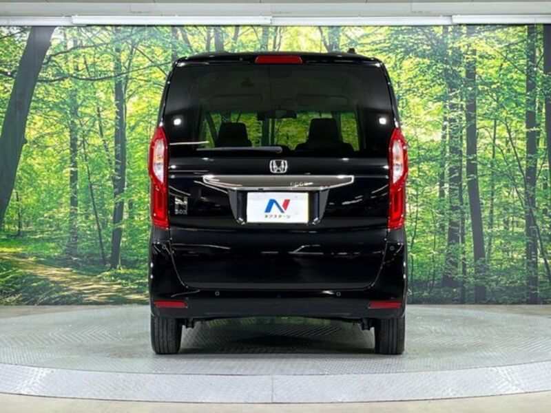 N BOX