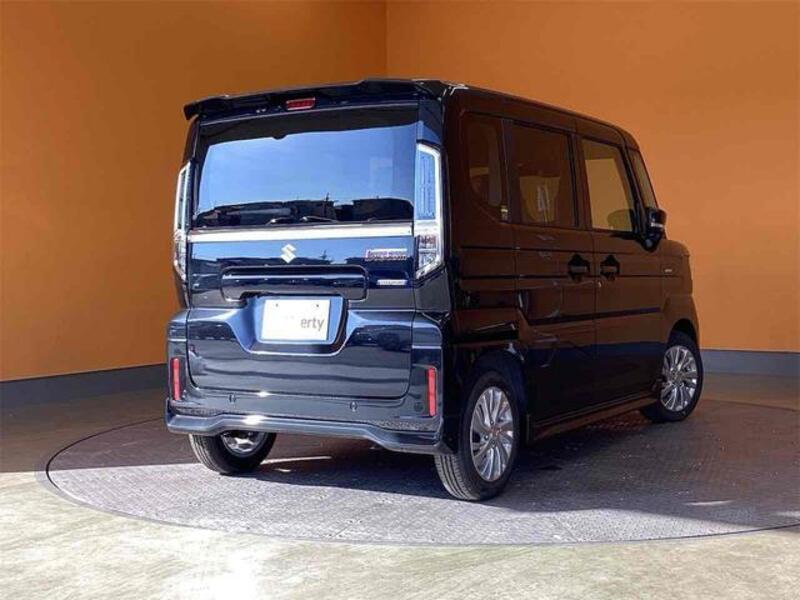 SPACIA CUSTOM