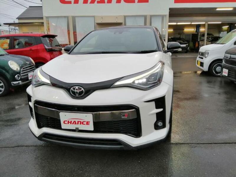 C-HR-0