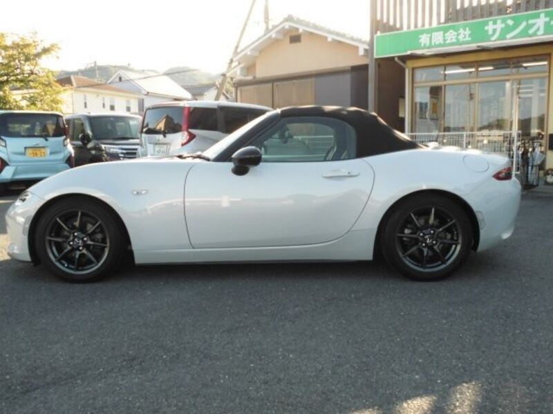ROADSTER