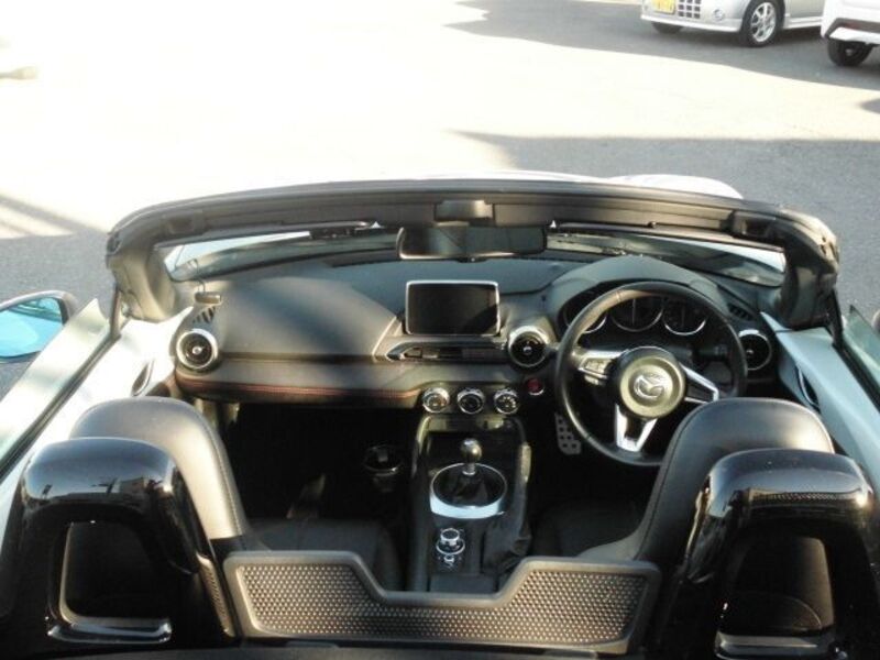 ROADSTER