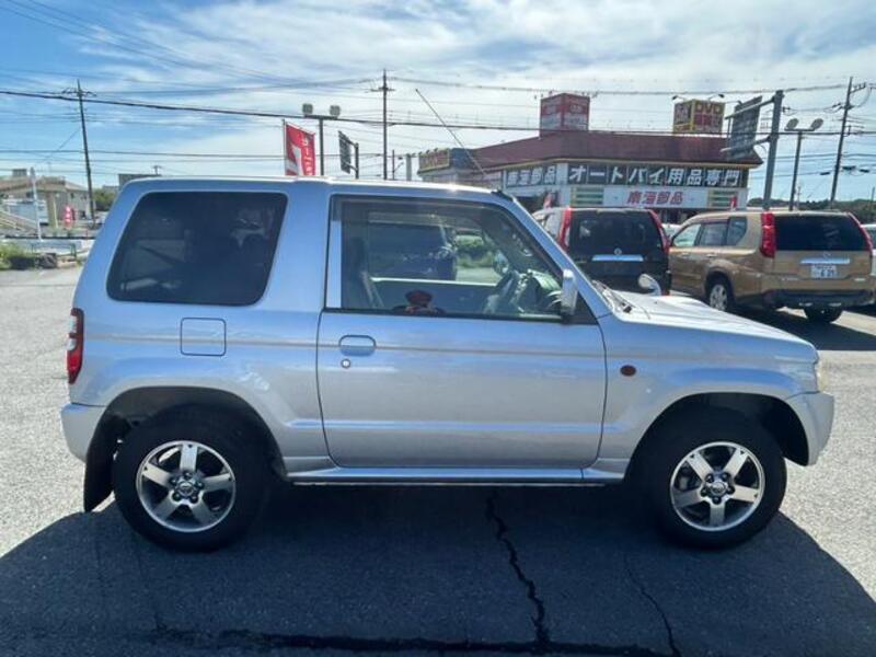 PAJERO MINI