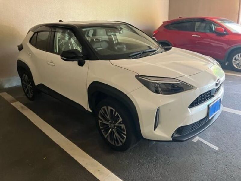 YARIS CROSS-0